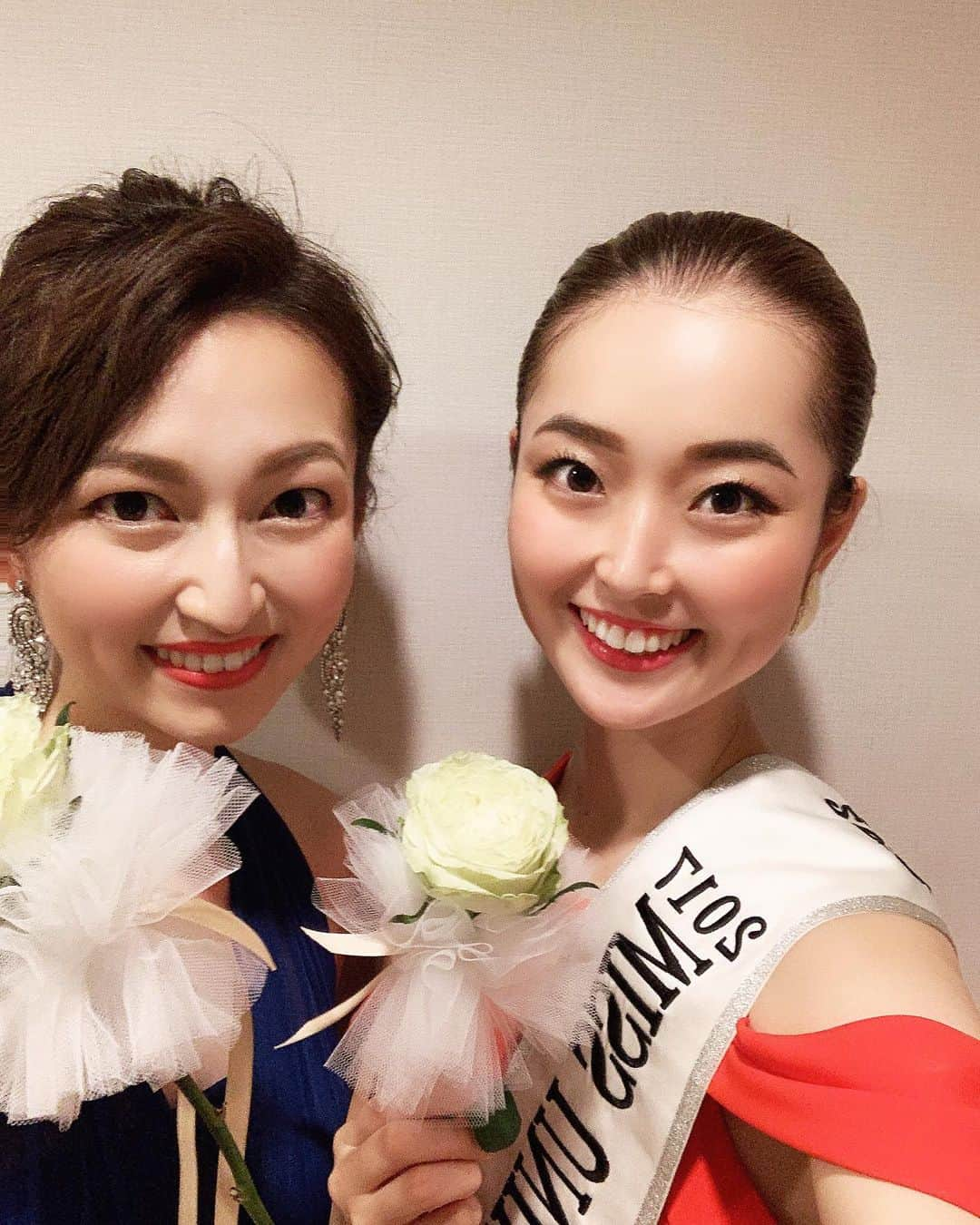 牧野美来さんのインスタグラム写真 - (牧野美来Instagram)「・ ・ 昨日のアラウンドビューティークラブのお仕事でゆかちゃんと📷❤︎ ・ バレエ出演の可愛い女の子からお花もらいました😍💐 ・ #アラウンドビューティークラブ #東海支部 #オーダーメイドジュエリーシェール #シェール #近藤祐子 先生 #真珠#2017missuniversejapan#2017missuniversejapanaichi#missuniversejapan#missuniversejapanaichi#Aichi#ミスユニバースジャパン#ミスユニバースジャパン愛知#MUJ#愛知代表#牧野美来」7月22日 10時18分 - miku.makino