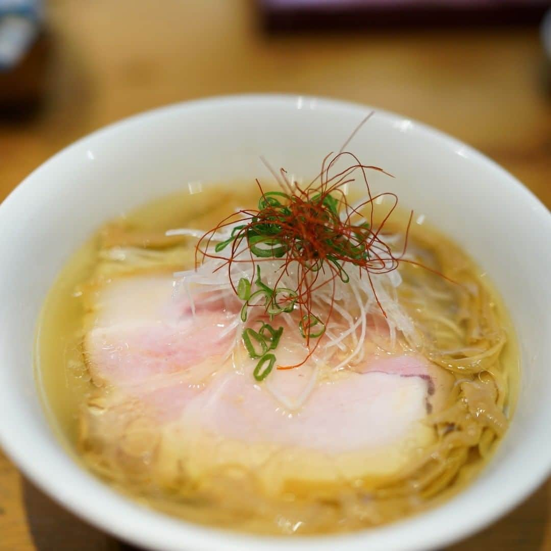 うどんが主食さんのインスタグラム写真 - (うどんが主食Instagram)「#うどんが主食 #中華そば #塩 #ラーメン　#チャーシュー #トイボックス #グルメ #端麗　#美味い #三ノ輪  #東京 #醤油 #foodstagram #Japan #washoku #fashion #food #ramen #noodle #noodles #soup #amazing #good #nice #beauty #beautiful #fashion #nice #gourme」7月22日 11時01分 - alwaysudon