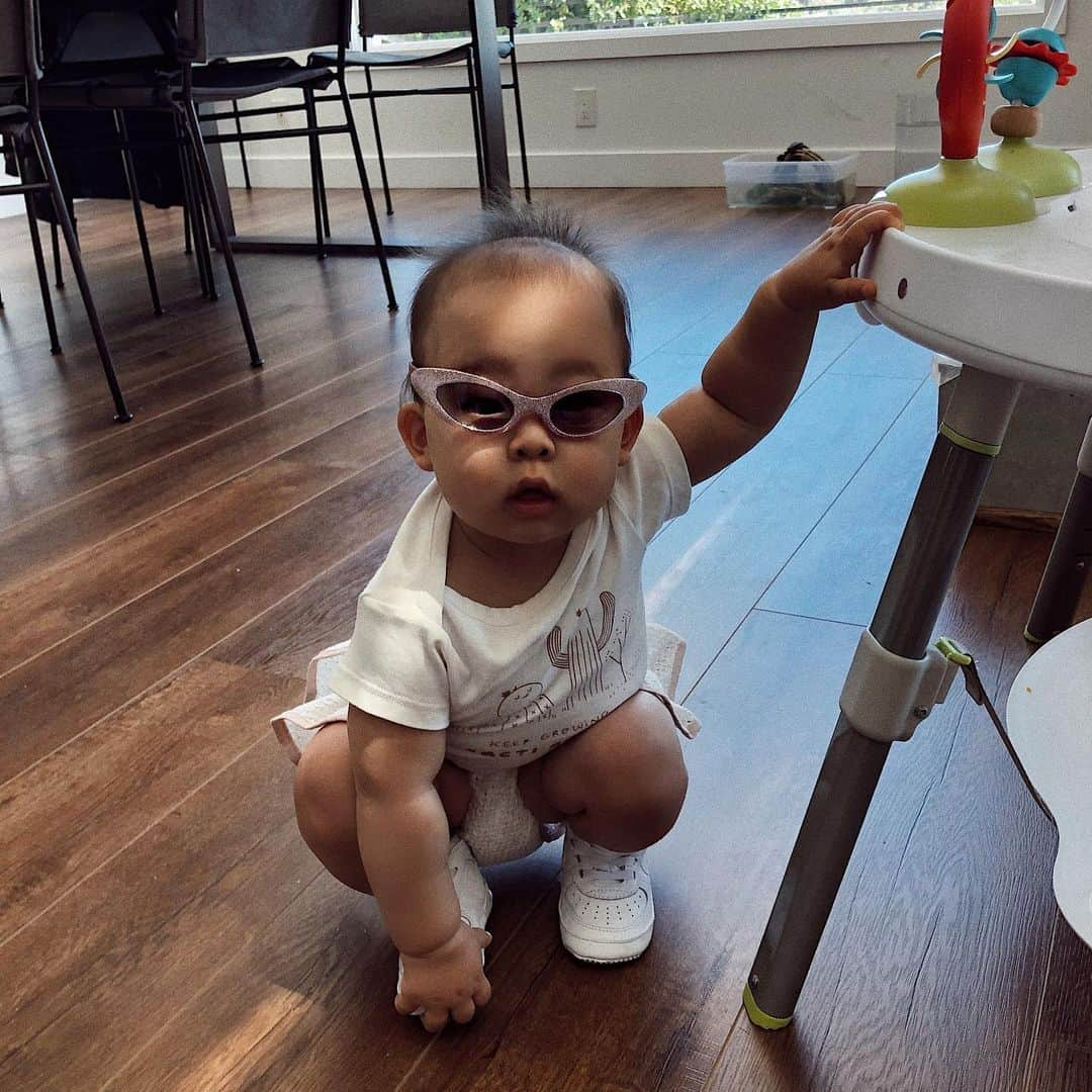 クリッセル・リムさんのインスタグラム写真 - (クリッセル・リムInstagram)「Sunday stuntin’ 😎#colettecalichen #9monthsold」7月22日 11時06分 - chrisellelim