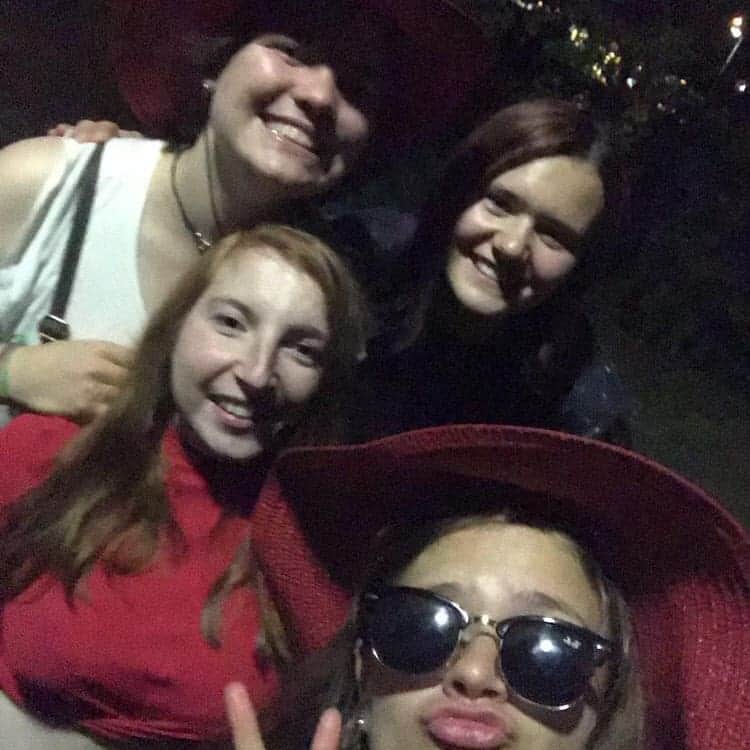 ジエ さんのインスタグラム写真 - (ジエ Instagram)「Speaks for itself 🤪❤ #DasFestKarlsruhe #DasFest #love #friends #fun #weekendvibes #luvu #nice #칭구 #ㅅㄹㅎ #잼 #사랑 #알라뷰 #themaika」7月22日 3時36分 - ach_caro