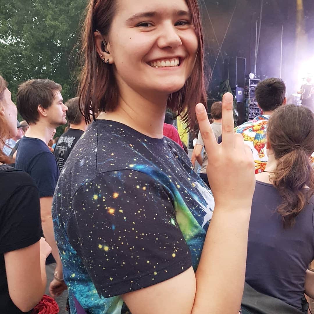 ジエ さんのインスタグラム写真 - (ジエ Instagram)「Speaks for itself 🤪❤ #DasFestKarlsruhe #DasFest #love #friends #fun #weekendvibes #luvu #nice #칭구 #ㅅㄹㅎ #잼 #사랑 #알라뷰 #themaika」7月22日 3時36分 - ach_caro