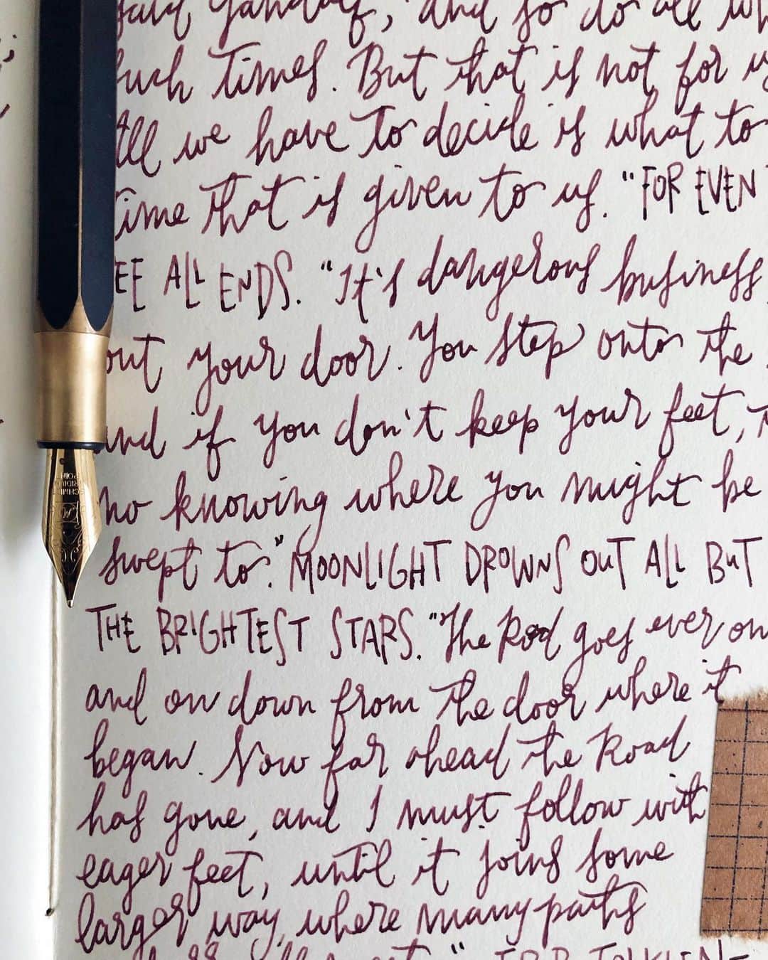 Catharine Mi-Sookさんのインスタグラム写真 - (Catharine Mi-SookInstagram)「“Roads go ever ever on, Under cloud and under star. Yet feet that wandering have gone Turn at last to home afar. Eyes that fire and sword have seen, And horror in the halls of stone Look at last on meadows green, And trees and hills they long have known.” -J.R.R. Tolkien . . . . Brassing Desk Pen @ystudiostyle inked with the stunning new color Blueberry Muffin from @monteverdepens_official Sweet Life inks. Jackson Journal in the Companion size & Mini Sendak in slate waxed canvas @pegandawl. Writing Box & Wooden Pen Holder @galen_leather. . . . . #jrrtolkien #journaling #dailyjournal #ystudio #fountainpens #penmanship #teammonteverde #monteverde #fountainpenink #galenleather #writingbox #loveforanalogue #stationery #stationerylove #pegandawl #creativejournaling #creativejournal #creativespace #desksetup #deskgoals #plannernerd #thedailywriting #abmspaces #scrapbooking #scrapbooklayout #thingsorganizedneatly」7月22日 3時59分 - catharinemisook