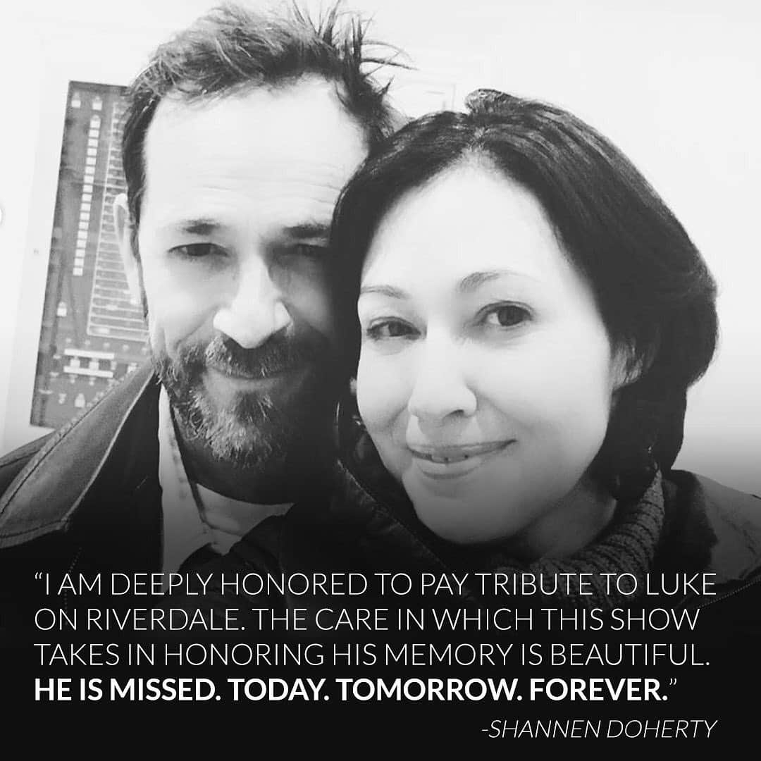 E! Onlineさんのインスタグラム写真 - (E! OnlineInstagram)「It was just announced that Shannen Doherty will appear on #Riverdale to help pay tribute to her late friend and former co-star Luke Perry. Link in bio for more on the "emotional” episode that will honor his memory. (📷: Instagram)」7月22日 4時56分 - enews