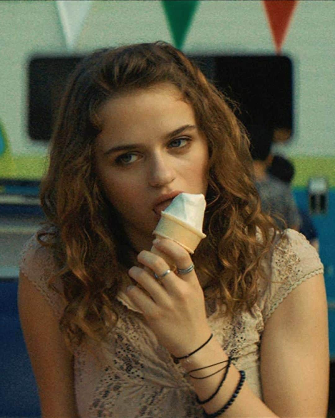 Amazon Videoさんのインスタグラム写真 - (Amazon VideoInstagram)「Joey King in Summer '03 is our National Ice Cream Day muse. 🍦」7月22日 5時00分 - primevideo