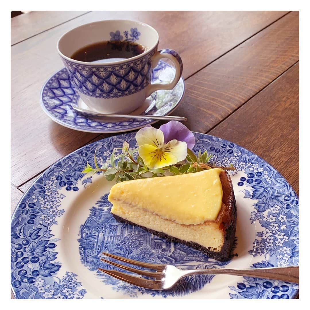 happymail_デート部さんのインスタグラム写真 - (happymail_デート部Instagram)「隠れ家風お洒落なカフェで一息☕️ [Avonlea] 📍住所:鹿児島県霧島市霧島田口2613-330  #ハッピー #デート #デートなう #2人の世界 #カップル #恋したい  #福岡 #東京  #鹿児島 #鹿児島カフェ #隠れ家カフェ #森のガーデンカフェアヴォンリー #オシャレさんと繋がりたい #sweet #food #love #drink #カフェ好き #カフェすきな人と繋がりたい #インスタ映え#いいね#グルメ女子  #フォトジェニックフード #グルメ部 #デートで行きたい🎀#gofun🍽」7月22日 11時57分 - happymail_datebu