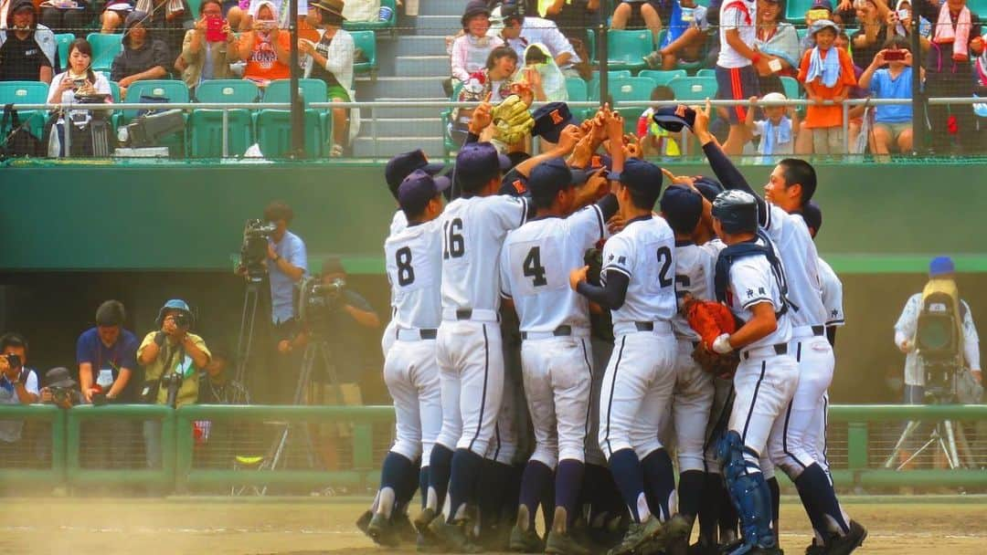 宮城大弥さんのインスタグラム写真 - (宮城大弥Instagram)「1年、2年と甲子園行けたけど 最後自分の代で行けなかったのは悔しいな〜！ 最後の最後まで自分たちの野球ができました！結果は残念だけど次のステージで絶対勝つ！ 違う道になるけどお互い頑張っていきましょう！ #最後の夏 #楽しもうぜ #スタート」7月22日 9時47分 - hiroya_miyagi