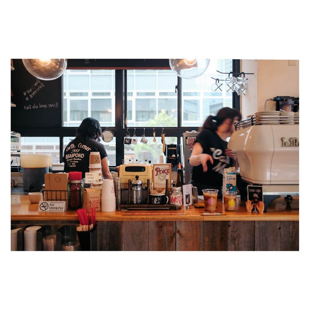 goodcoffeemeさんのインスタグラム写真 - (goodcoffeemeInstagram)「渋谷 ON THE CORNER / No.8 BEAR POND が7/21にビル取り壊しのため惜しまれつつ閉店した。  思えば、Good Coffee の構想もここのスタンドで色々考えていたのでとっても思い入れのある場所でした！  いつか、また渋谷に戻ってくる日を首を長くして待っています！  @_tkhrtkuc_  #goodcoffee #goodcoffee_shibuya #coffeestand」7月22日 9時43分 - goodcoffeeme
