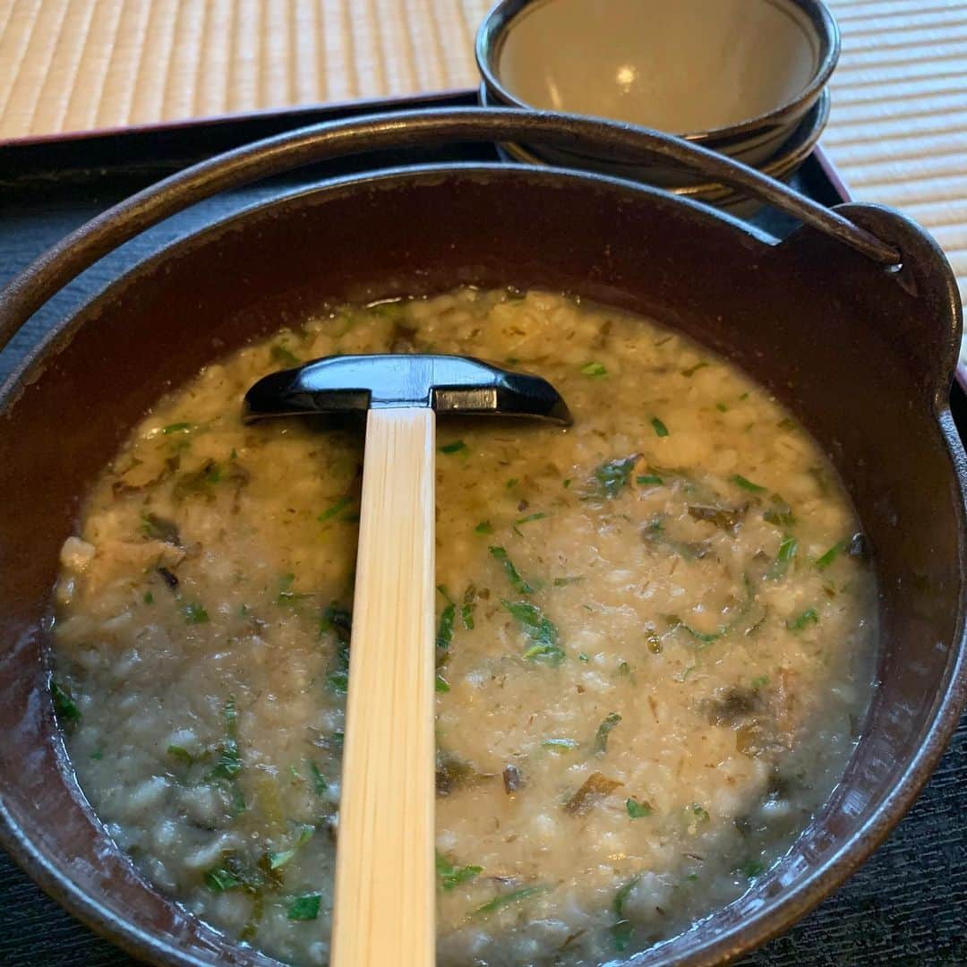 水木一郎さんのインスタグラム写真 - (水木一郎Instagram)「東京都亜熱帯区の八丈島。 アシタバが有名だけど椎茸も新鮮な魚も郷土料理も島の人々も海も山も一言では言い表せない魅力のある島Z!  #八丈島 #八丈島夏まつり #郷土料理 #パッションフルーツ #東京都亜熱帯区  #水木一郎」7月22日 9時48分 - ichiromizuki
