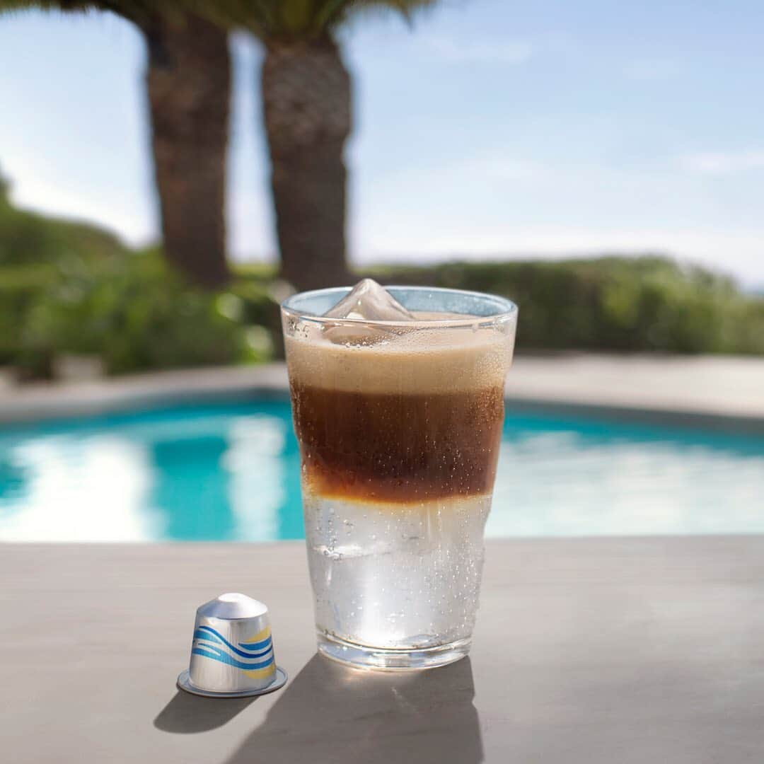 Nespressoさんのインスタグラム写真 - (NespressoInstagram)「A taste of Australian summer has landed. Jump into two cool Limited Edition Iced coffee recipes.  #Nespresso #NespressoOverIce #NespressoRecipe #Summer #IcedCoffee」7月22日 20時59分 - nespresso