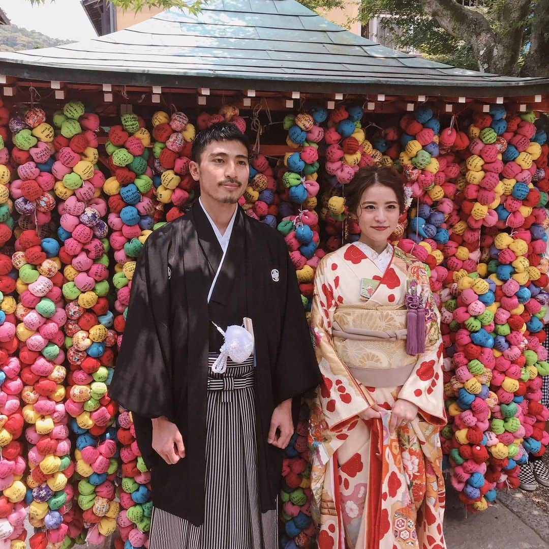 Gendaiさんのインスタグラム写真 - (GendaiInstagram)「👘👘👘 京都の前撮り📸 写真映えする所がいっぱいある京都👌 . . . #g__style #photo #kyoto #京都 #前撮り  #ヘアスタイル#ヘアアレンジ#ヘアアレンジ動画#ヘアセット#簡単アレンジ#簡単ヘアアレンジ#髪型#美容師#ヘアアレンジ解説#ヘアアレンジやり方#アレンジ動画#ヘアアレンジ簡単 #ブライダル#ウエディング#花嫁#プレ花嫁#結婚式#結婚式コーデ#結婚式ヘア#結婚式準備」7月22日 20時58分 - gen_dai