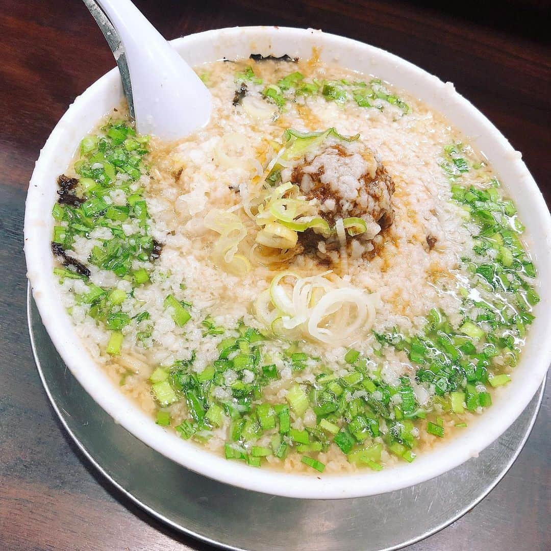 道江幸子さんのインスタグラム写真 - (道江幸子Instagram)「らあめん食べた﻿ みんなの一番おすすめのラーメン屋さん教えて〜〜﻿ ハマれるとこ探し中🍜﻿ ﻿ ﻿ ﻿ ﻿ ﻿ ﻿ ﻿ ﻿ ﻿ ﻿ #新潟県燕市 #背脂煮干ラーメン #背脂 #背脂ラーメン #煮干しラーメン #煮干ラーメン #煮干し #煮干 #中華そば #岩のりらーめん #新潟味噌らーめん #岩のり #こってりラーメン #おすすめラーメン #潤 #らーめん潤 #らーめん女子 #ラーメン #ラーメン好き #ラーメン大好き #ラーメン女子 #ラーメンインスタグラム #おすすめ教えて #ラーメンおすすめ教えてください #ラーメン部 ﻿ #肉味噌 #にんにくラーメン #instafood #ラーメン好きな人と繋がりたい #ラーメン女子部」7月22日 12時11分 - sachiko_michie