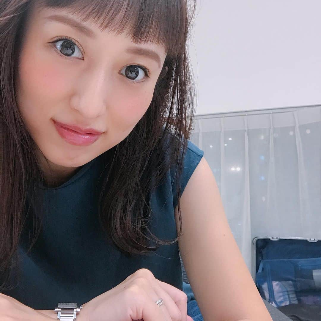 中西麻里衣さんのインスタグラム写真 - (中西麻里衣Instagram)「前回に引き続き『mamagirl』秋号撮影でした🍂今回はじめて男性モデルの方と夫婦役😳❗️ 緊張しましたが…楽しかったです✨ 8月28日発売です📚 #mamagirl#秋号#撮影#メイク#メイクアップ#美容院#ロケ#夫婦役#デート#初体験#😳#ドキドキ #貴重な経験#ありがとうございました#男の子まま#アクティブ母ちゃん」7月22日 12時41分 - 87marii