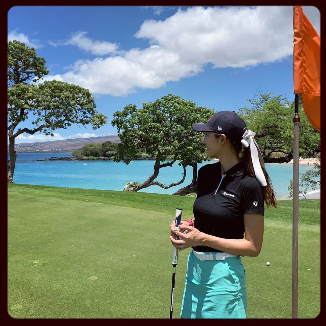 キム・ガヒョンさんのインスタグラム写真 - (キム・ガヒョンInstagram)「뒤에 CG 아님주의 🌊☀️🍎🏌🏼‍♀️ #김가형프로  #골프  #taylormadegolf  photo by 겸동이😘」7月22日 14時20分 - kim.k.h.pro