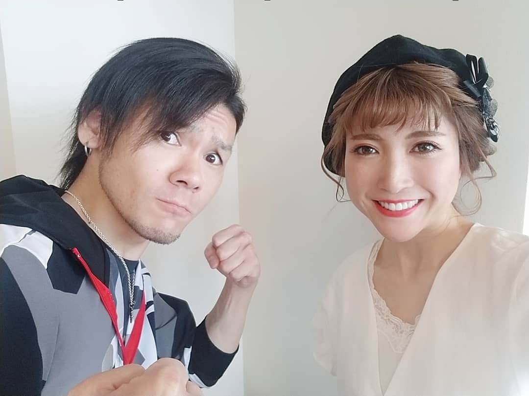 石関友梨のインスタグラム：「これからこの2人で撮影します～(*Ü*)久しぶりすぎ！何か聞きたいことありますか？質問お願いします(⁎˃ᴗ˂⁎)！#谷やん #大食いYouTuber #調理系YouTuber #福岡」