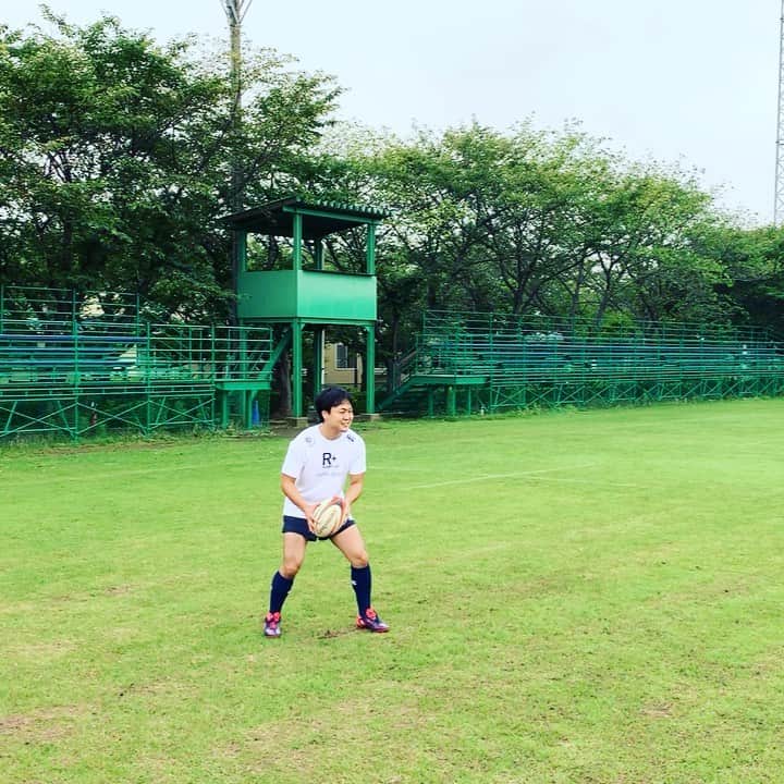 松尾諭のインスタグラム：「GM自ら練習に参加。 #肉離れ寸前 #スローフォワード気味 #ノーサイドゲーム #サイクロンズ #ラグビー」