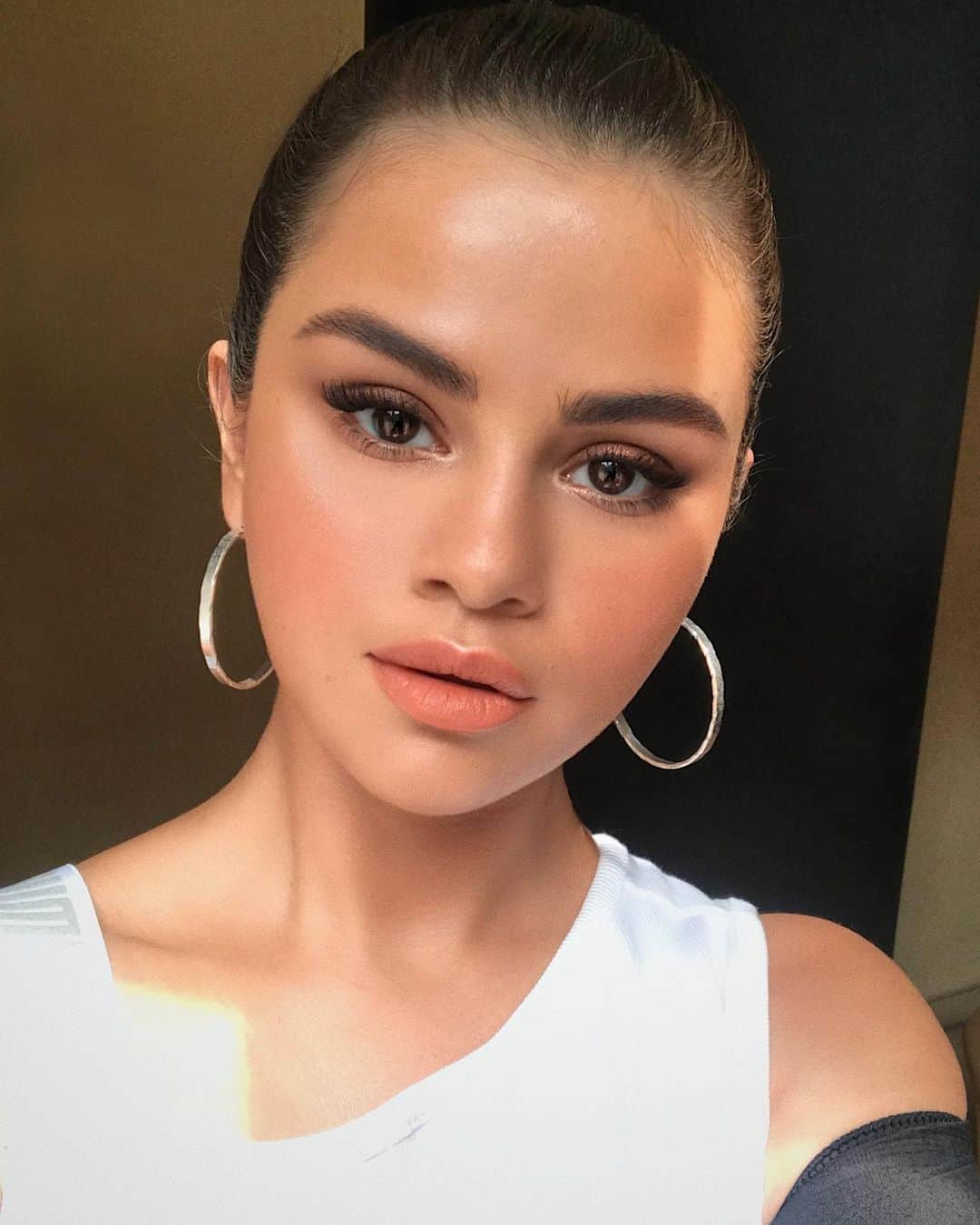 Hung Vanngoさんのインスタグラム写真 - (Hung VanngoInstagram)「Happy Birthday #SelenaGomez 🎂🧡🧡🌟⚡️💫✨⭐️」7月22日 21時09分 - hungvanngo