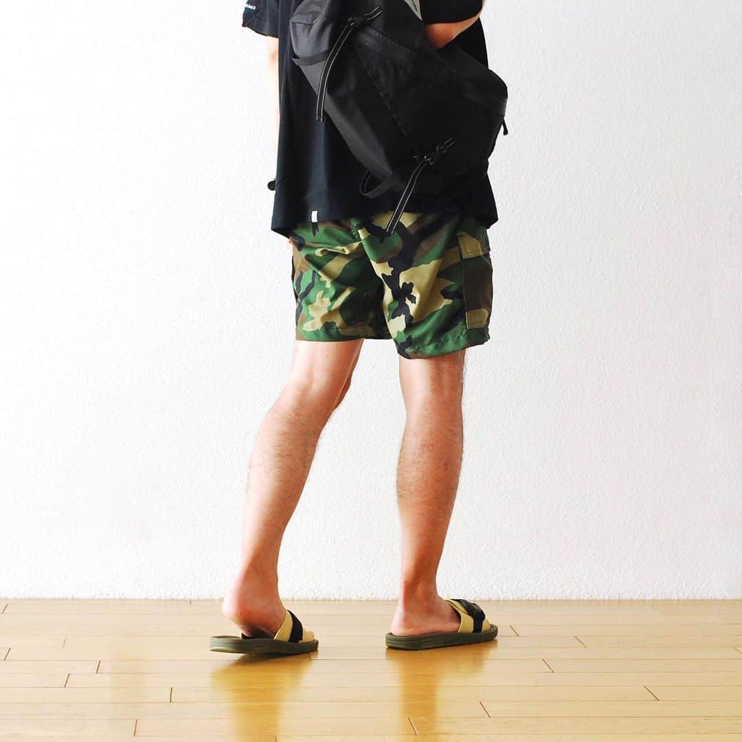 wonder_mountain_irieさんのインスタグラム写真 - (wonder_mountain_irieInstagram)「_ MOCEAN / モーシャン “CARGO SHORTS” ￥15,984- _ 〈online store / @digital_mountain〉 http://www.digital-mountain.net/shopdetail/000000006504/ _ 【オンラインストア#DigitalMountain へのご注文】 *24時間受付 *15時までのご注文で即日発送 *1万円以上ご購入で送料無料 tel：084-973-8204 _ We can send your order overseas. Accepted payment method is by PayPal or credit card only. (AMEX is not accepted)  Ordering procedure details can be found here. >>http://www.digital-mountain.net/html/page56.html _ #MOCEAN / #モーシャン #VelocityShorts cap→ #henderscheme ￥16,200- tee→ #itten. ￥6,264- bag→ #andwander ¥21,600- sandal→ #MOUNTAINSMITH ¥10,692- watch→ #nigelcabourn × #timex ¥31,320- _ 本店：#WonderMountain  blog>> http://wm.digital-mountain.info/blog/20190627/ _ 〒720-0044 広島県福山市笠岡町4-18  JR 「#福山駅」より徒歩10分 (12:00 - 19:00 水曜定休) #ワンダーマウンテン #japan #hiroshima #福山 #福山市 #尾道 #倉敷 #鞆の浦 近く _ 系列店：@hacbywondermountain _」7月22日 15時51分 - wonder_mountain_