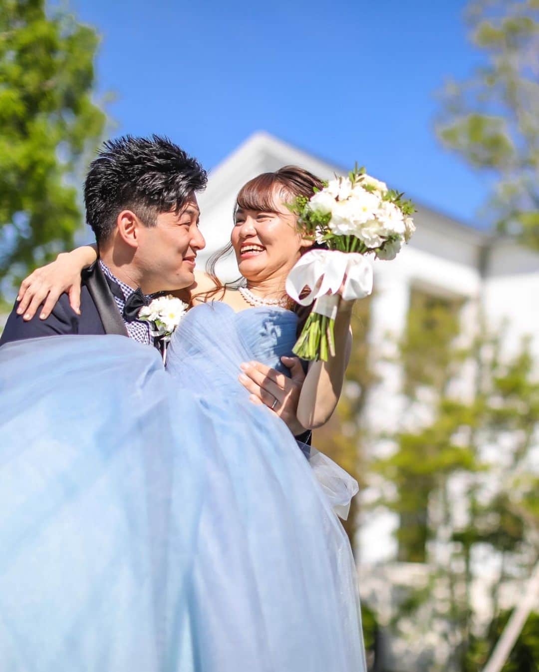 アートグレイスウエディングコースト大阪さんのインスタグラム写真 - (アートグレイスウエディングコースト大阪Instagram)「. . The Big Day!!✨ . . . .  皆さま、ぜひ挙式レポ投稿してくださいね💐 . 皆さまの素敵な想い、お待ちしております♪ . . #プレ花嫁 #結婚 #花嫁 #BB花嫁 #アートグレイス大阪 #アートグレイスウェディングコースト #ウェディングドレス #ナチュラルウェディング #ウェディング #2019年夏婚 #2019年秋婚 #日本中のプレ花嫁さんと繋がりたい #ドライフラワー #マイレポ #チャペル #結婚式準備 #ブライダル #ブライダルヘア #ウェディングフォト #全国のプレ花嫁さんと繋がりたい #卒花 #卒花嫁 #結婚式 #ゲストハウス #ゲストハウスウェディング #令和元年 #令和婚」7月22日 16時07分 - art_grace_wedding_coast