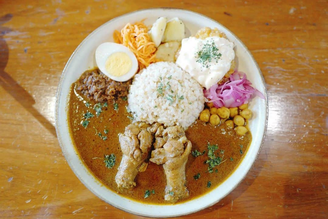 指原莉乃さんのインスタグラム写真 - (指原莉乃Instagram)「美味しかったカレー  #意識高い系カレー って打ったら #意識高い系カレーは死滅せよ  ってタグ出てきたけどおしゃれカレーに親殺されてるやつやん  美味しいので福岡の皆さんぜひ！」7月22日 16時37分 - 345insta