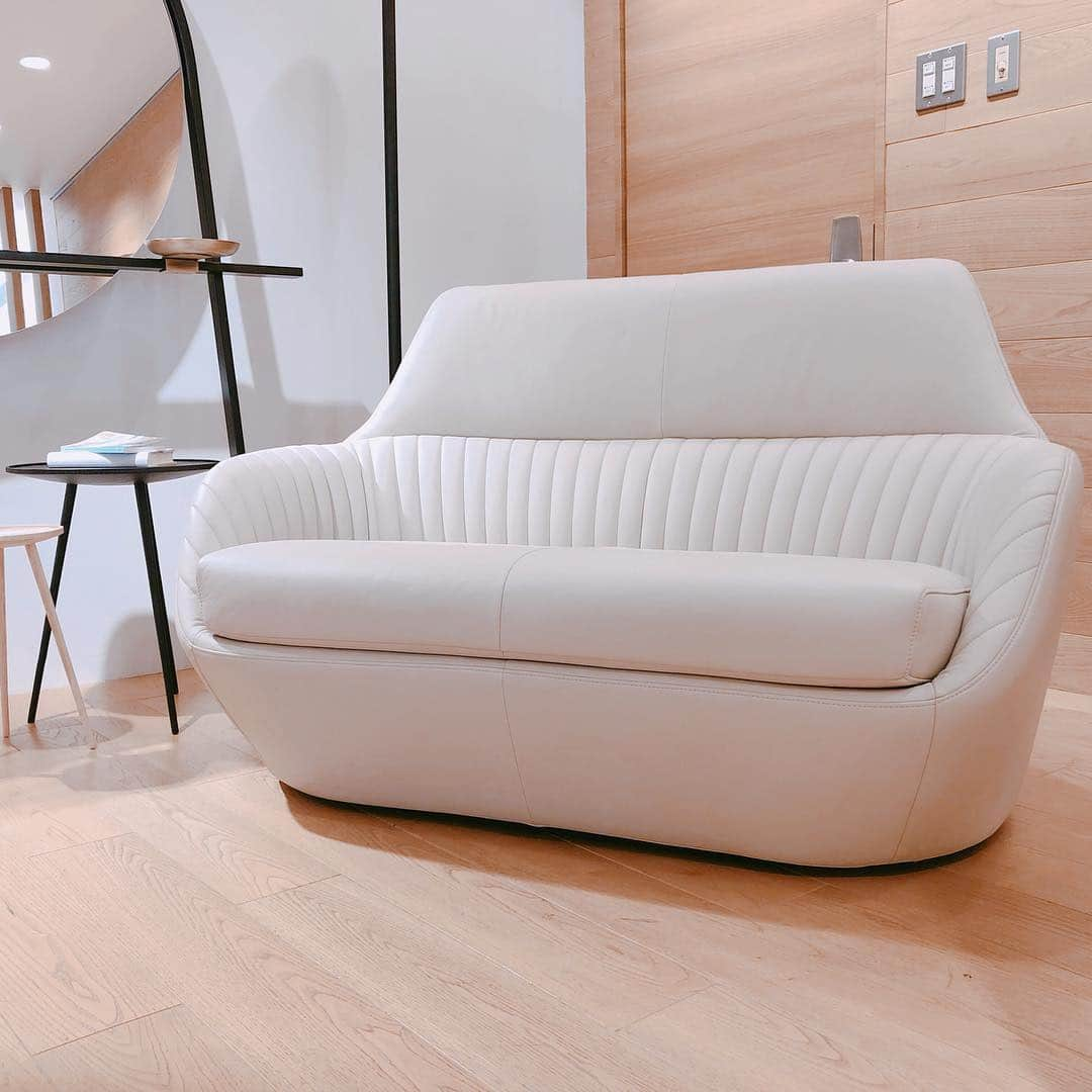 ligne roset shopのインスタグラム