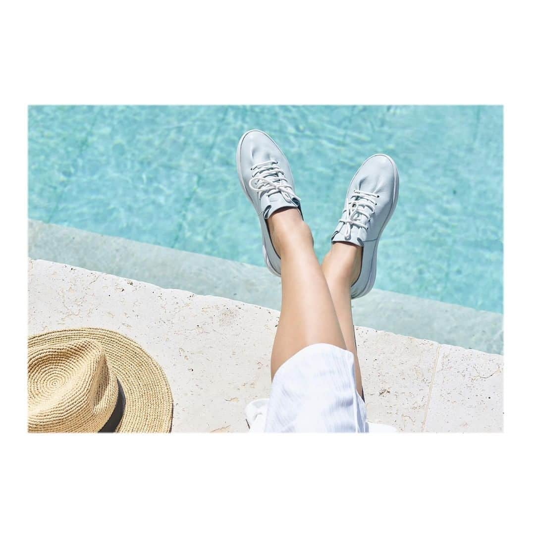 パラディウムのインスタグラム：「HELLO MONDAY 😌✨ Du lundi au dimanche...✔️les baskets NEWTON en cuir souple aux coloris pastel - #MyPLDM #Soldes #SS19 #Baskets #Mood #Tendance #Cuir」