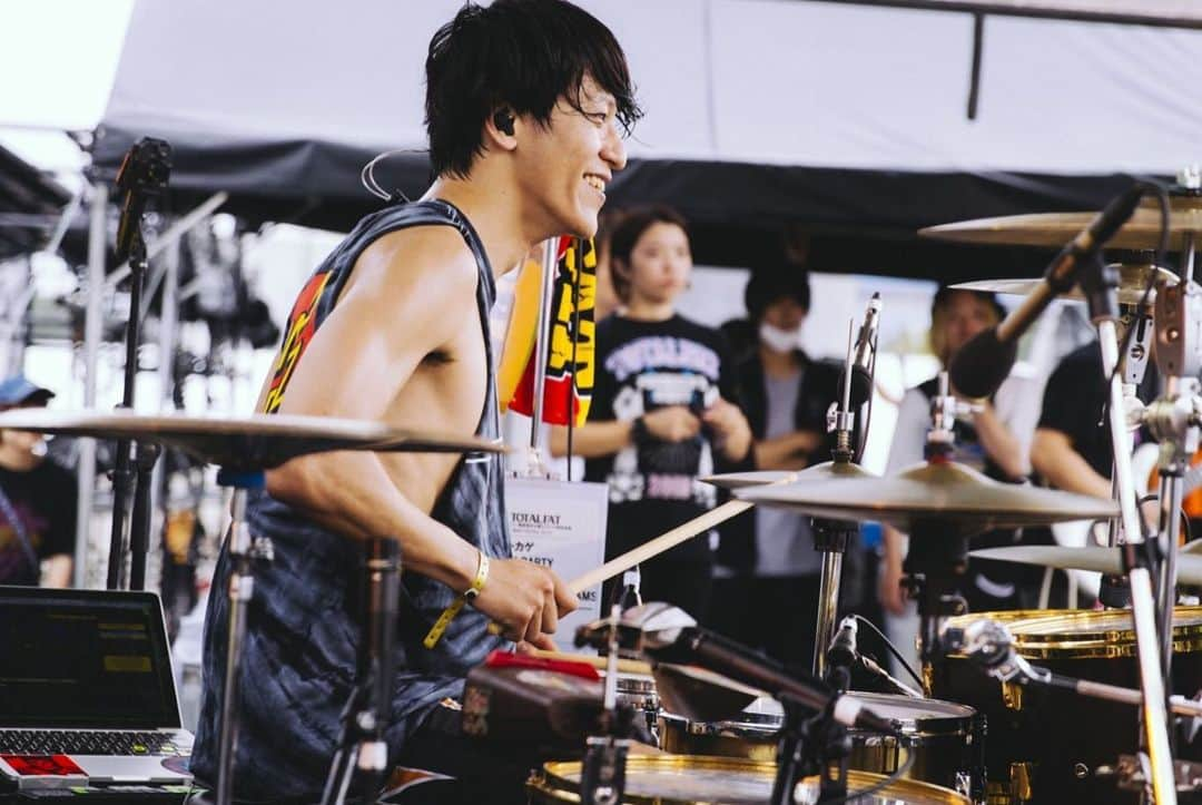 Bunta さんのインスタグラム写真 - (Bunta Instagram)「ムロフェス2019♨️♨️♨️ 📷: @tamaishingo22  #totalfat #drumforhappy #yamahadrums #zildjiancymbals #drums #santacruzskateboards #シャクれドラマー」7月22日 18時04分 - buntatf