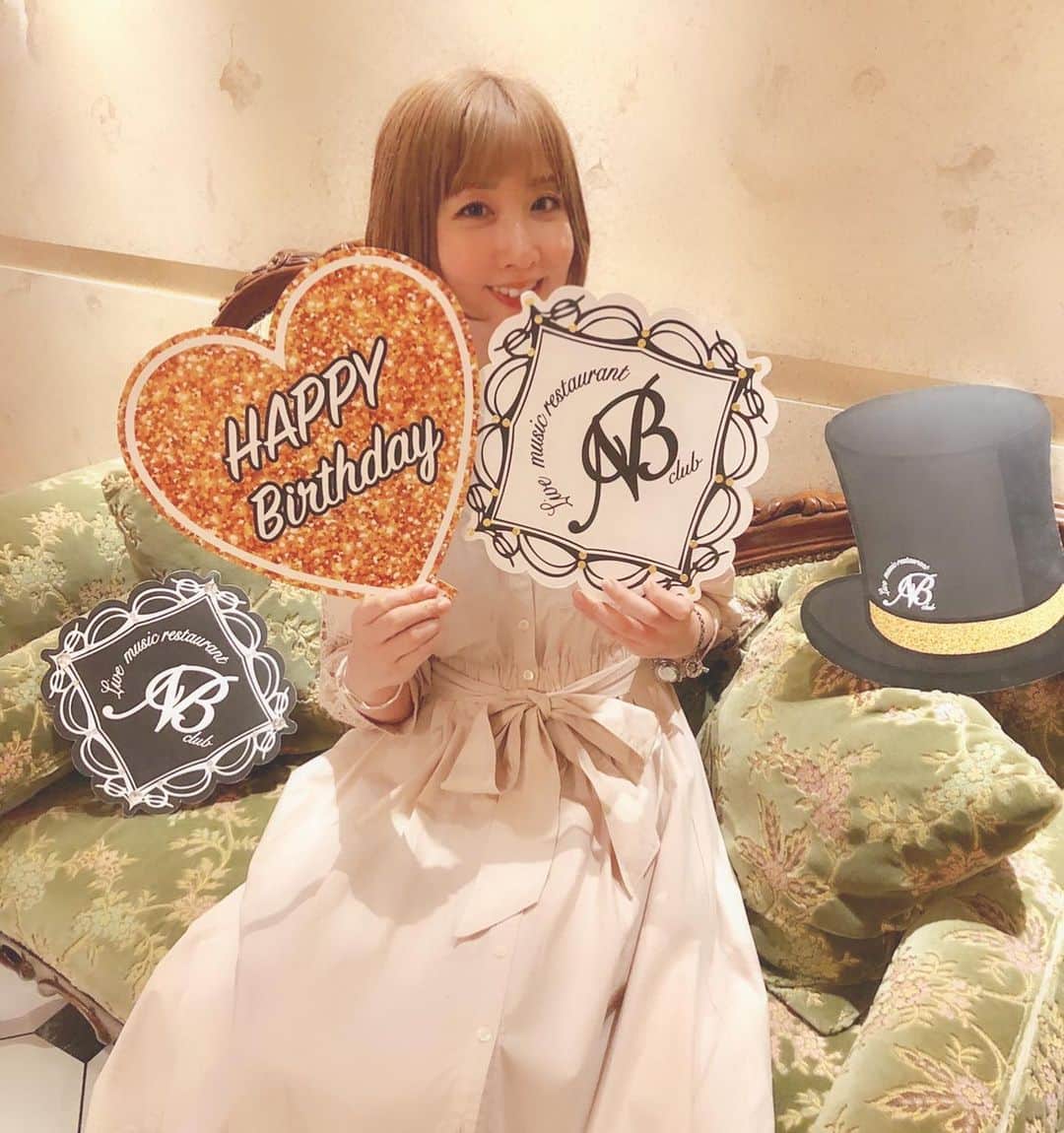 NB CLUBのグルメインスタ