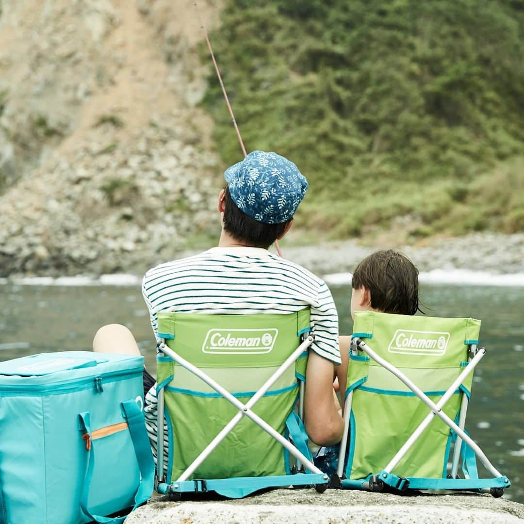 Coleman Japanのインスタグラム：「夏休みは、親子で釣りも良いよね🎣🎣」