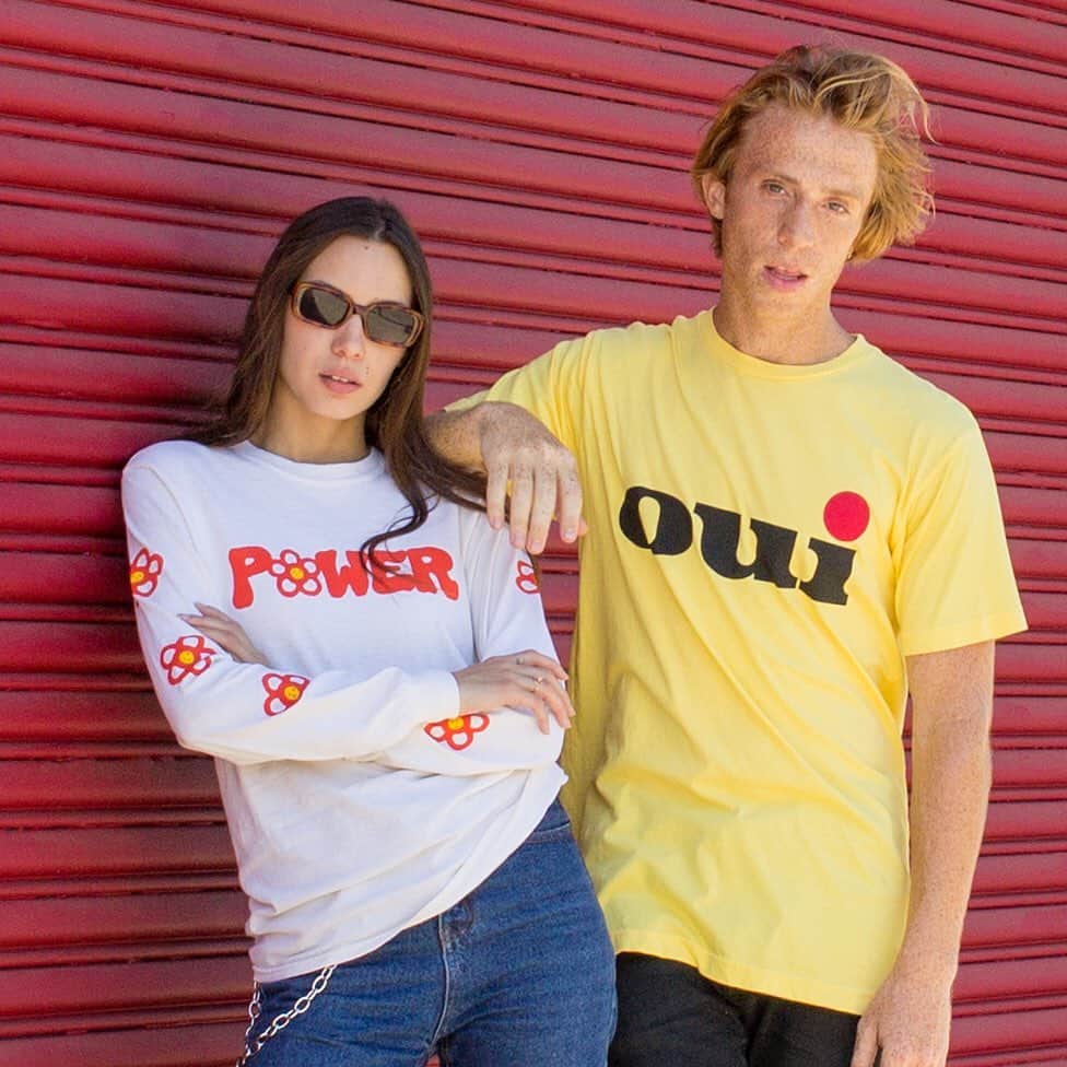 のインスタグラム：「Flower Power & OUI are a couple styles from the new release.  #altru #altruapparel #oui #flowerpower #flowerpower🌸 #graphictees #fashiontees #streetwear #funkyfashion」
