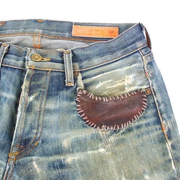 ジーンショップのインスタグラム：「It’s the little details that make our jeans special. Our vintage even more-so! Every pair has its own story. #jeanshopnyc #oneofakind」