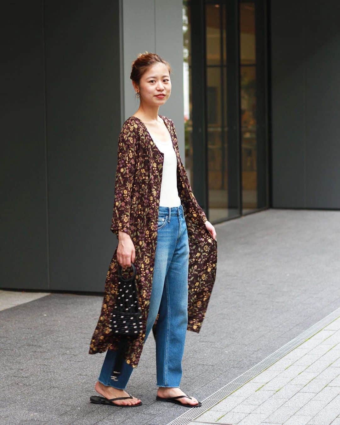 のインスタグラム：「﻿ 前開きの羽織としてもつかえる﻿ フラワープリント柄ワンピースが入荷🌹﻿ ﻿ 今から使えて秋まで着られる﻿ おすすめアイテムです❤︎﻿ ﻿ ぜひお近くのrelumeにてご覧ください✨﻿ ﻿ one piece ￥10,000+tax﻿ no.19040462101030﻿ ﻿ ﻿ #ワンピース﻿ #花柄ワンピース﻿ #前開きワンピース﻿ #onepiece﻿ #dress﻿ #baycrews﻿ #19fw﻿ #ladys﻿ #relume﻿ #journalstandardrelume﻿ ﻿ ﻿」