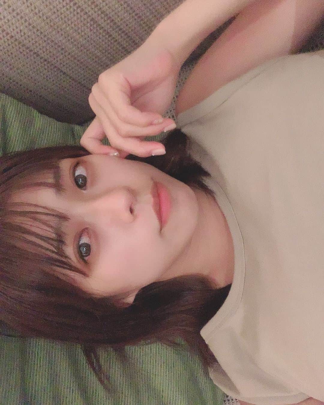 わちみなみのインスタグラム：「このまえ @garicia2 にいって二の腕をゴリゴリしてもらいました🧘‍♀️﻿ 痛気持ちよくていつも寝てしまいます😣✨﻿ ﻿ そしていまは目が日焼けして﻿ 目が痛いです👀﻿ ﻿」