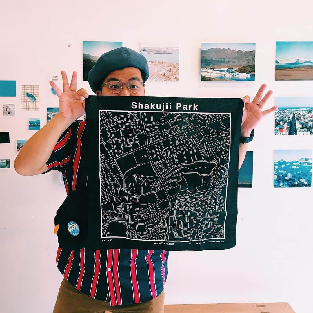 モッチェ 永井さんのインスタグラム写真 - (モッチェ 永井Instagram)「やっとこさGET WILD！﻿ ﻿ 「この街のお土産があったらいいな」この言葉読んで涙出る。さっそくこのバンダナで拭きました ﻿ ポケットに入れたいクリエイティブ。ケーナさんのアイスランド展示もやってるヨン ﻿@koya_kamishakujii #KOYA #石神井公園 #上石神井 #バンダナ #ハンカチ」7月22日 21時44分 - mocche_nagai