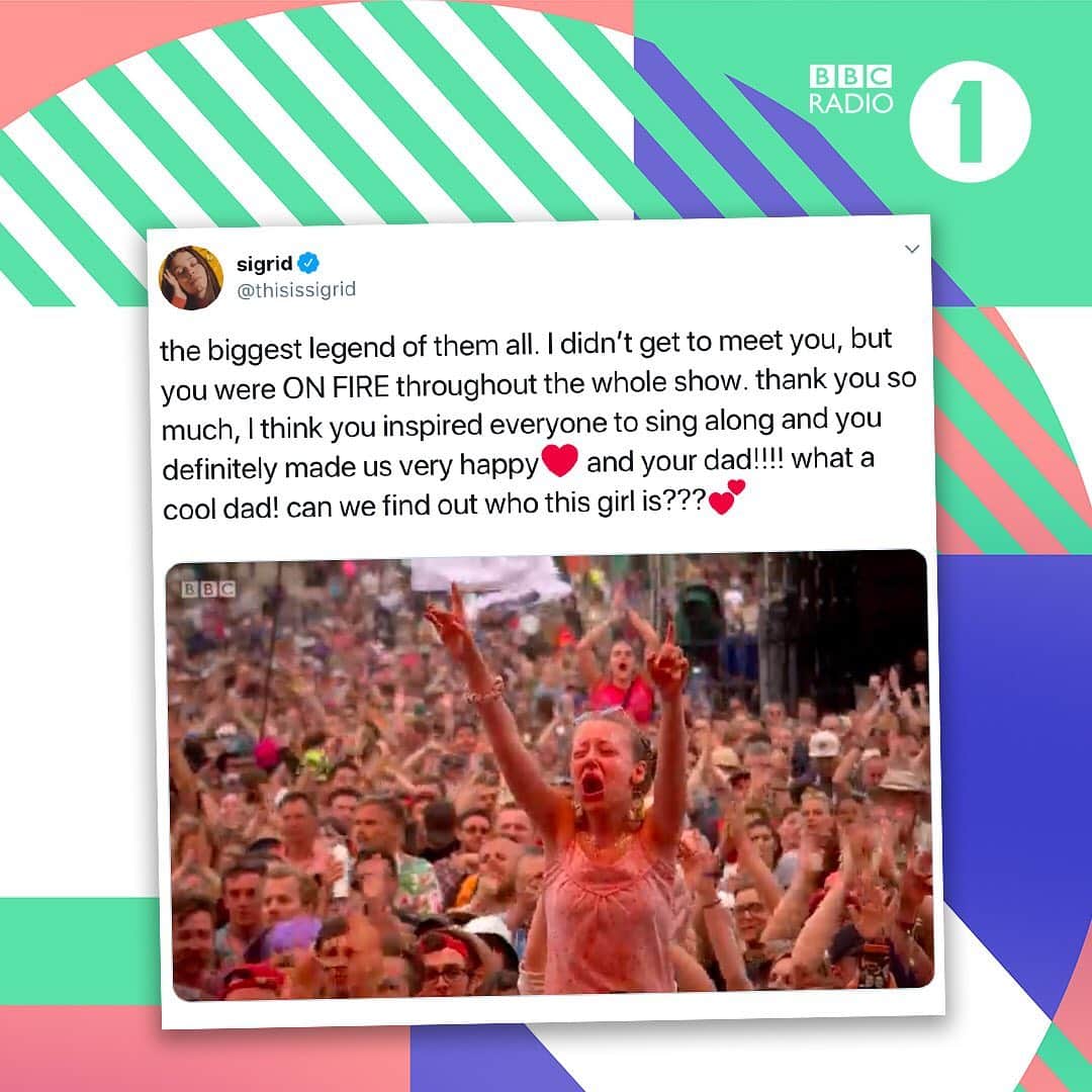 BBC Radioさんのインスタグラム写真 - (BBC RadioInstagram)「So happy this has happened! 💖💖 Nina was right at the front of @thisissigrid’s Glasto set with THE BEST energy! ⚡️ Sigrid spotted her singing all the words and appealed to find her on social media. Now they’ve met and we could not be happier about it. 💕」7月22日 21時46分 - bbcradio1