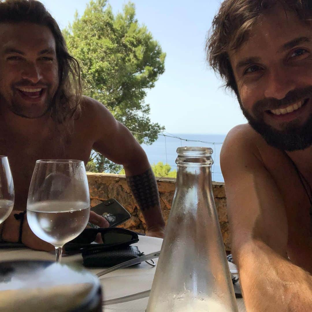 クリス・シャーマさんのインスタグラム写真 - (クリス・シャーマInstagram)「So special to share one of my all time favorite places with some of my all time favorite people. Even more it was so cool to see @prideofgypsies feel the island and this style of climbing embrace him.  Much love hermano, after telling you about Mallorca and deep water soloing for so long it was such a treat to give you the proper tour. And even better that conditions permitted us to experience it at its finest.  @rockandwatermallorca @psico.bloc @alarconjimena」7月22日 22時07分 - chris_sharma