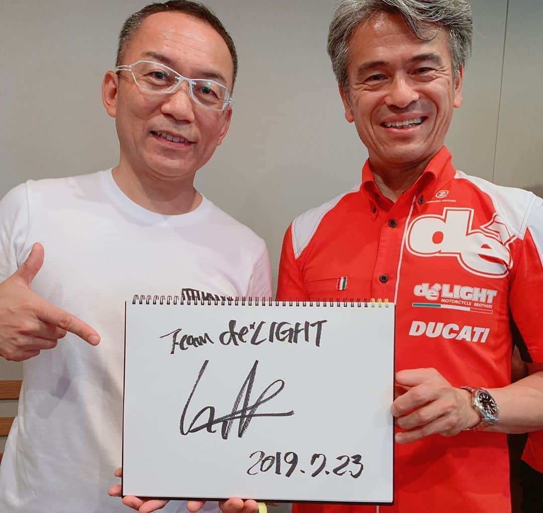 岩田亜矢那さんのインスタグラム写真 - (岩田亜矢那Instagram)「明日の、GT★RADIOは何と！ 夏のバイクレースと言えば、、、 8耐！！！ 今回は開幕直前の、 8耐 特集です(*´ー｀*) 今年で42回目を迎える 鈴鹿サーキットで7月25日～28日の決勝まで行われる『2019 FIM世界耐久選手権シリーズ "コカ·コーラ" 鈴鹿8時間耐久ロードレース 』  8耐 4名のライダーの皆様に 直前に来て頂き、色々なお話をお聞きしました！！！ この夏、もっと8耐を楽しみたいなら、 明日のGT★RADIO聞いてくださいね♪  Team Baby Face https://www.babyface.co.jp 津田 一磨選手  チームde”LIGHT http://www.delight-suzuka.co.jp/ducatisuzuka-tomeinagoya/ 片岡 誉選手、森 繫生選手、奥田 貴哉選手 <番組詳細> 番組「GT★RADIO～恋とクルマのDJナイツ～」 ON AIR：毎週火曜日23:00-24:00  DJ：中島 崇（from中島商会）・岩田亜矢那（from LaLaSweet）  CMパートAssistant：柚南みゆき　 番組ページ>>https://gt-radio86.com/  α-STATION  FM京都89.4MHz 遠方の方は、Radicoをダウンロード♪  #gtradio #αステーション #astation #fm京都 #恋とクルマのDJナイツ #クルマと音楽 #リスナー #モータースポーツ #DJナカジィ #中島崇  #中島商会 #あやにゃん #岩田亜矢那 #LaLasweet #鈴鹿クラブマンレース #フォーミュラエンジョイ #レーシングカート #軽自動車専門店 #カービッツ #carbits #ユーポス #車高価買取 #車売却 #1万円リース」7月22日 22時11分 - ayana1113