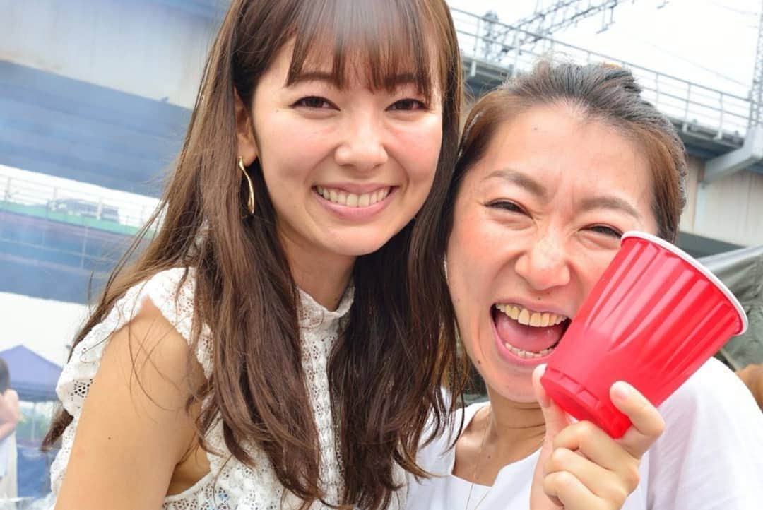 杉山由紀子のインスタグラム：「💗ホワイトバーベキュー💗 * 今回のゲームも濡れる系🤣✨ * 見事にびしゃびしゃでした笑 意外とこういうの嫌いじゃない🤣 逆に楽しむタイプです笑 * イスに座って撃たれてるのわたしです😆 * * #バーベキュー #ホワイトバーベキュー #BBQ #ゲーム #夏 #summer #happy #enjoy」