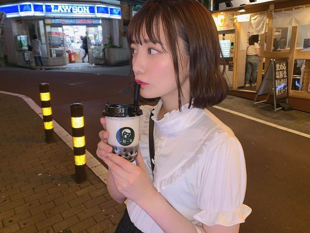 近藤真琴さんのインスタグラム写真 - (近藤真琴Instagram)「・ タピオカ飲みたい。 ・ ・ #タピオカ #渋谷タピオカ  #一期一笑 #おいぴ  #美味しい #早くタピオカ飲みたい  #前風音と飲んだ時の写真 #まこふう #dela #近藤真琴 #アイドル #instagood」7月22日 22時21分 - onakasuitamakochan