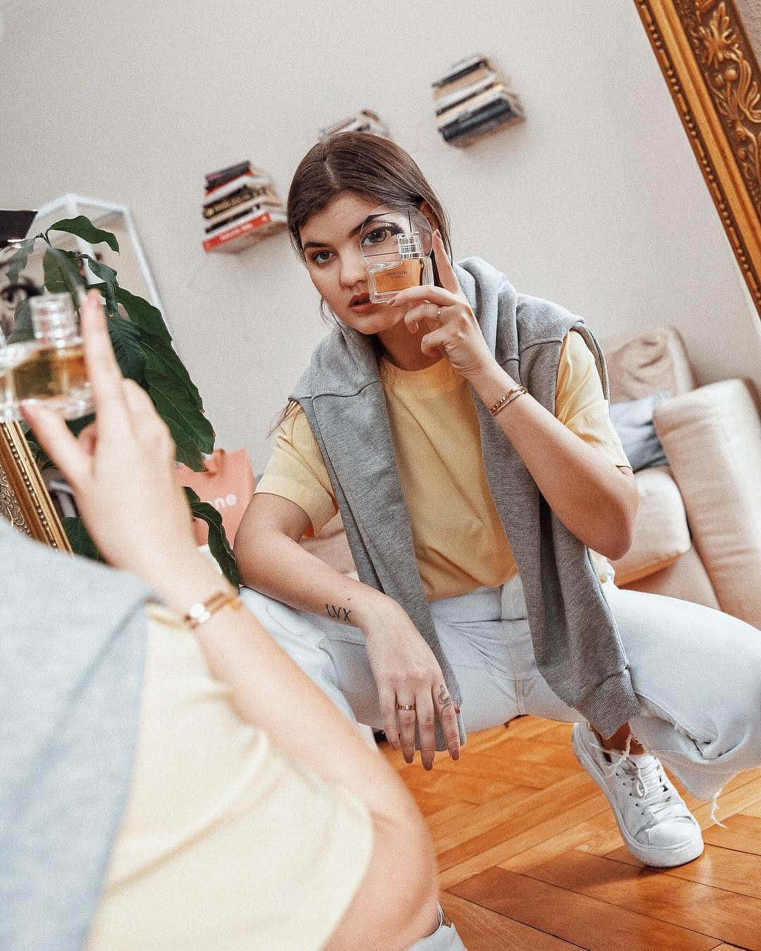 のインスタグラム：「"I am daily inspired by so many women around the world like my grandma, Inna Abasova, who is the strongest and most formidable lady I know." — @elviralegrand shares her #love for her grandmother with #CALVINKLEIN WOMEN. ⠀⠀⠀⠀⠀⠀⠀⠀⠀⠀⠀⠀⠀⠀⠀⠀⠀⠀⠀⠀⠀⠀⠀⠀⠀⠀⠀ Tap to shop ⬆️ [EU] ⠀⠀⠀⠀⠀⠀⠀⠀⠀⠀⠀⠀⠀⠀⠀⠀⠀⠀⠀⠀⠀⠀⠀⠀⠀⠀⠀ Who are your Women? Share with us ⏩ #IAMWOMEN 📸: @legrandcharles」