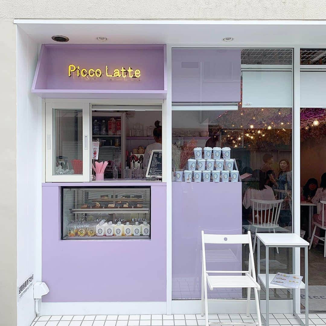 かれんのインスタグラム：「. ずっと気になってた中崎町のカフェ💜 まあまあ並んだけど店内可愛すぎたから全然いい！！笑 . .」
