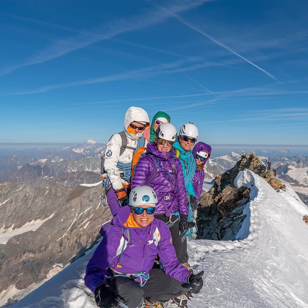 Mammutさんのインスタグラム写真 - (MammutInstagram)「This is how the world looks at 4478 masl! 💪🏼 It was a pleasure to support the #matterhornladiesplease campaign. Together with @zermatt.matterhorn and @zermatters and our mountaineering equipment, @ansothilo, @sue_deer, @judithwernli and @steffi_hunziker reached one of their lifetime goals, the top of the Matterhorn! We are proud of you! 📸 @gabrielperren  #mammut_swiss1862 #dowhatyoucant #bewhatyoucan」7月22日 23時04分 - mammut_swiss1862