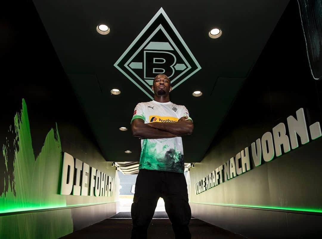 ボルシア・メンヒェングラートバッハさんのインスタグラム写真 - (ボルシア・メンヒェングラートバッハInstagram)「Bienvenue chez Borussia, @thuram_17! 💚🐎🙌🏻 #dieFohlen」7月22日 23時15分 - borussia