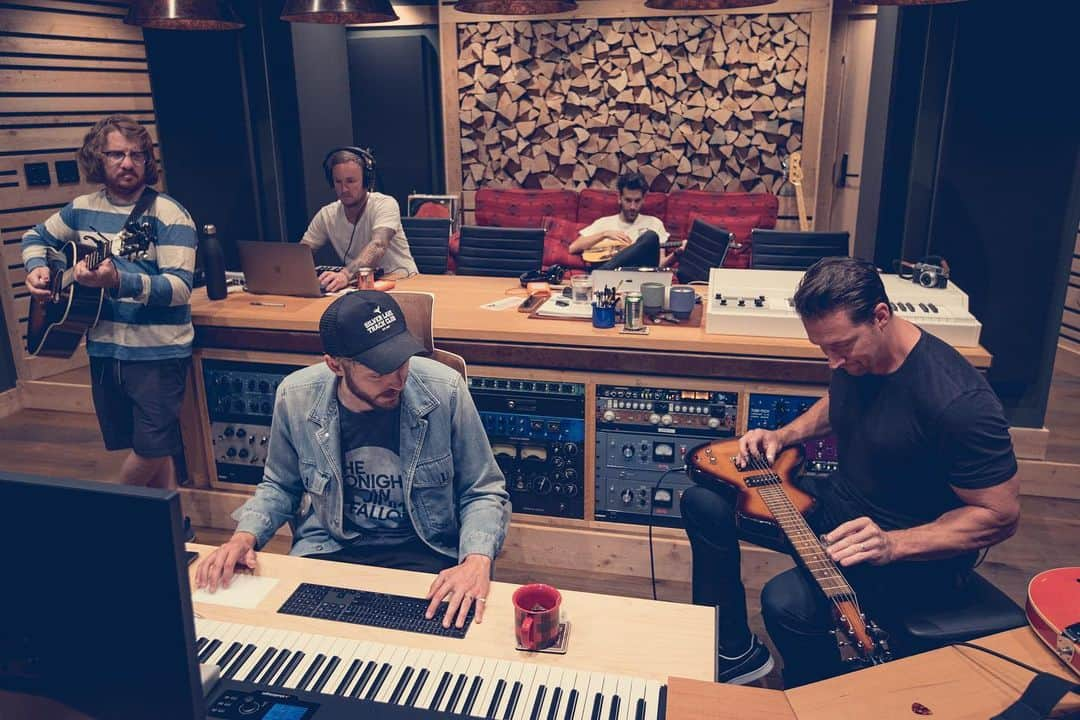 OneRepublicさんのインスタグラム写真 - (OneRepublicInstagram)「Still cooking. Lots more coming soon.」7月22日 23時56分 - onerepublic