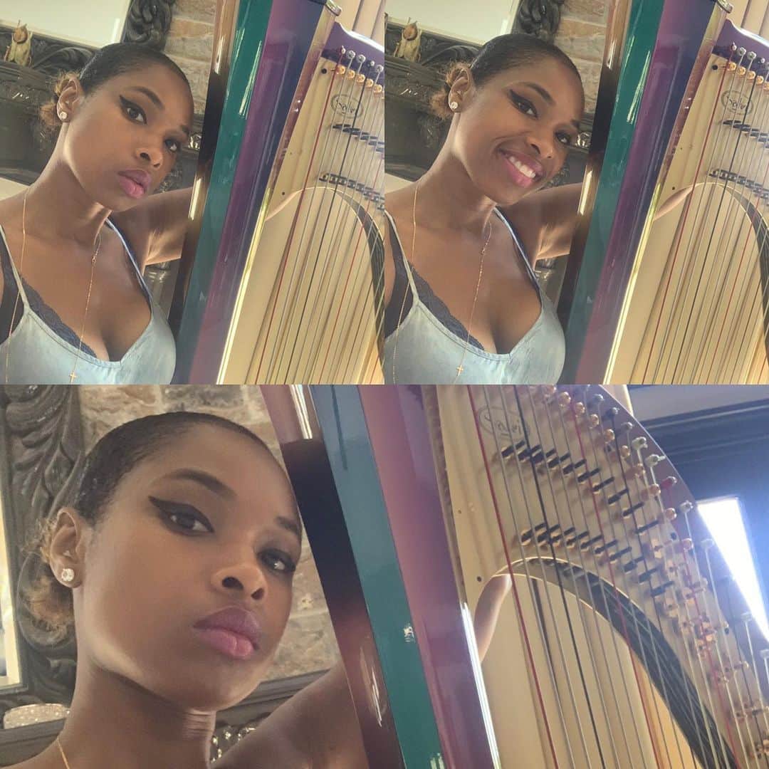 ジェニファー・ハドソンのインスタグラム：「I believe in music ! #jhudharp」