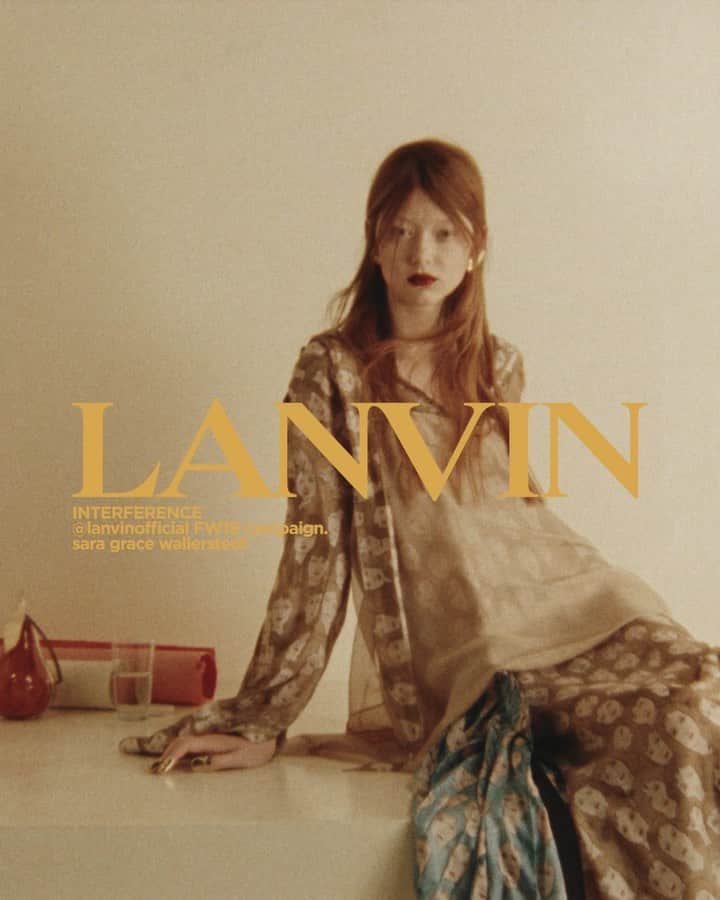 ランバンのインスタグラム：「An easygoing version of the evening dress. Film: @_glen_luchford Creative direction: @brunosialelli  Art direction: @ezrapetronio Styling: @mr_carlos_nazario  Hair: @paulhanlonhair  Make-up: @lucia_pieroni  Casting: @piotrchamier  #LanvinINTERFERENCE #LanvinFW19  #LanvinbyBrunoSialelli」