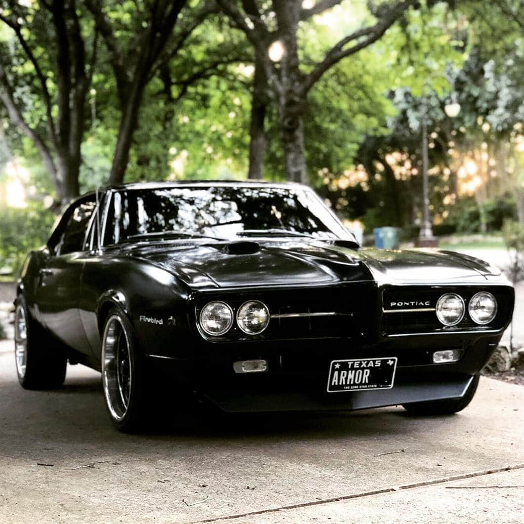 Classics Dailyさんのインスタグラム写真 - (Classics DailyInstagram)「1967 Pontiac Firebird  _ @miketodryk #pontiac #firebird #americanmuscle #musclecar #classic #restomod #speed #vehicles  #cargram #carstagram #amazing_cars #fastcar #motors #engine #horsepower #musclecar #classicsdaily」7月23日 0時58分 - classicsdaily