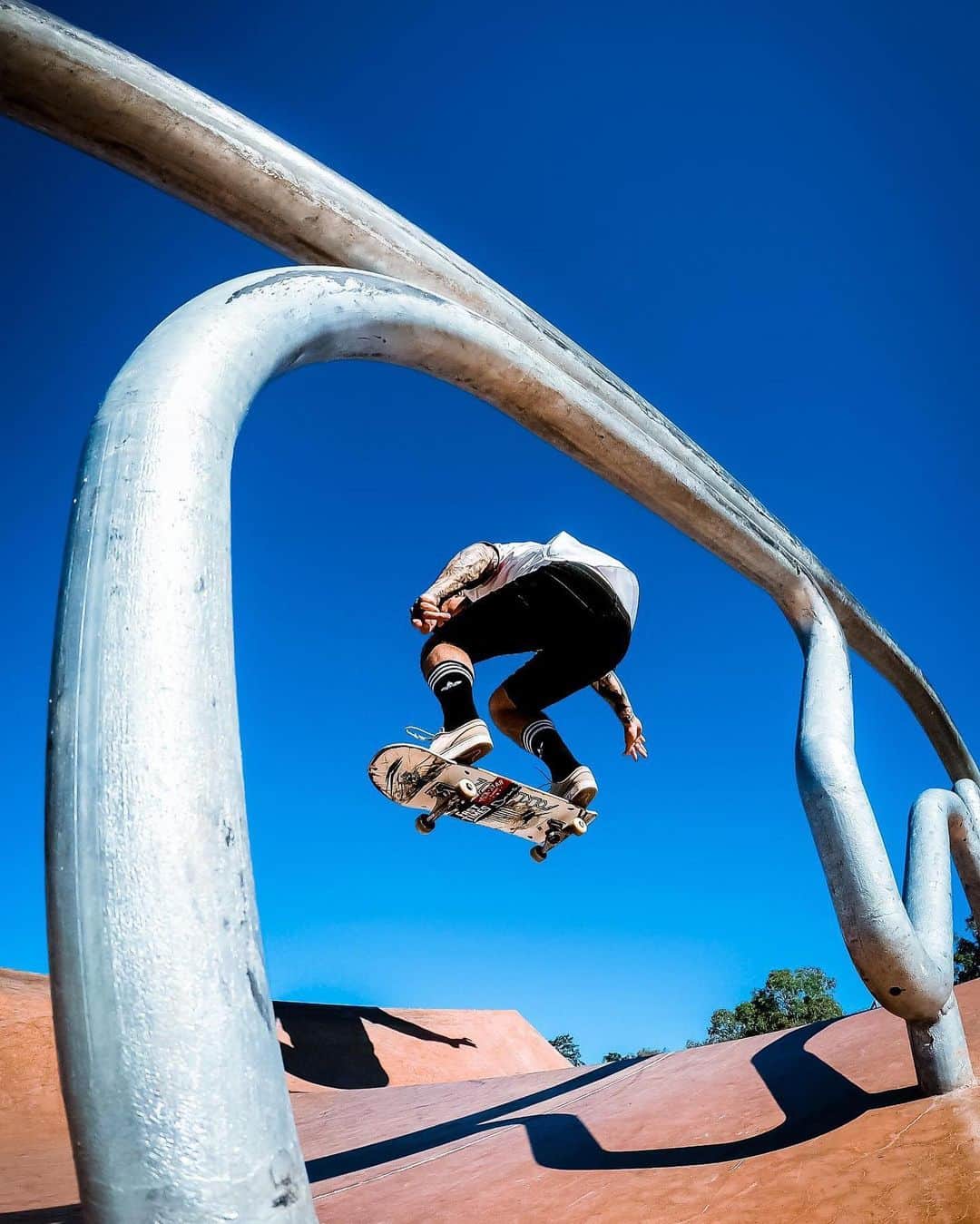 goproさんのインスタグラム写真 - (goproInstagram)「Photo of the Day: Changing up angles with @azzaj + #GoProHERO7 Black. 🛹 • • • @GoProANZ #GoProANZ #GoProSkate #GoPro #Ollie #Skateboarding #Brisbane」7月23日 1時07分 - gopro