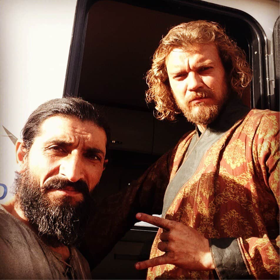 ヌーマン・エイカーさんのインスタグラム写真 - (ヌーマン・エイカーInstagram)「Cant wait to see this amazing dude #beard #brother @pilouasbaek you know him from this amazing #movies @ghostintheshell @overlordmovie #borgen we had a amazing time  #family #the #great #wall @thegreatwallmovie #mattdamon @travel.dunhuang #china #beijing #zhangyimou #pedropascal #gameofthrones #eurongreyjoy #badass in #film #bighearted in #live #willemdafou #andylau #tianjing #eddiepeng @legendary @universalpictures @chinafilmgroup @atlaseliteentertainment」7月23日 1時21分 - numanoffice