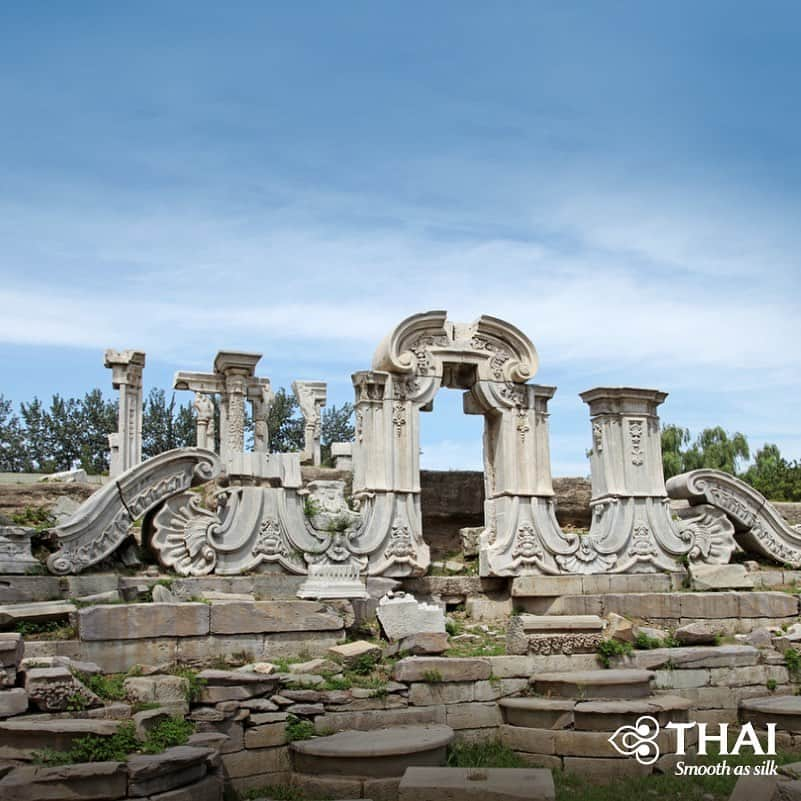 タイ航空さんのインスタグラム写真 - (タイ航空Instagram)「The Old Summer Palace, or the ruins of the "Yuanming Yuan" (lit. "Garden of Perfection and Light"), in the northwest of Beijing, China, was once a complex of palaces and gardens in the reign of the Qing dynasty. . #ThaiAirways #Beijng #China #OldSummerPalace #YuanmingYu」7月23日 1時54分 - thaiairways