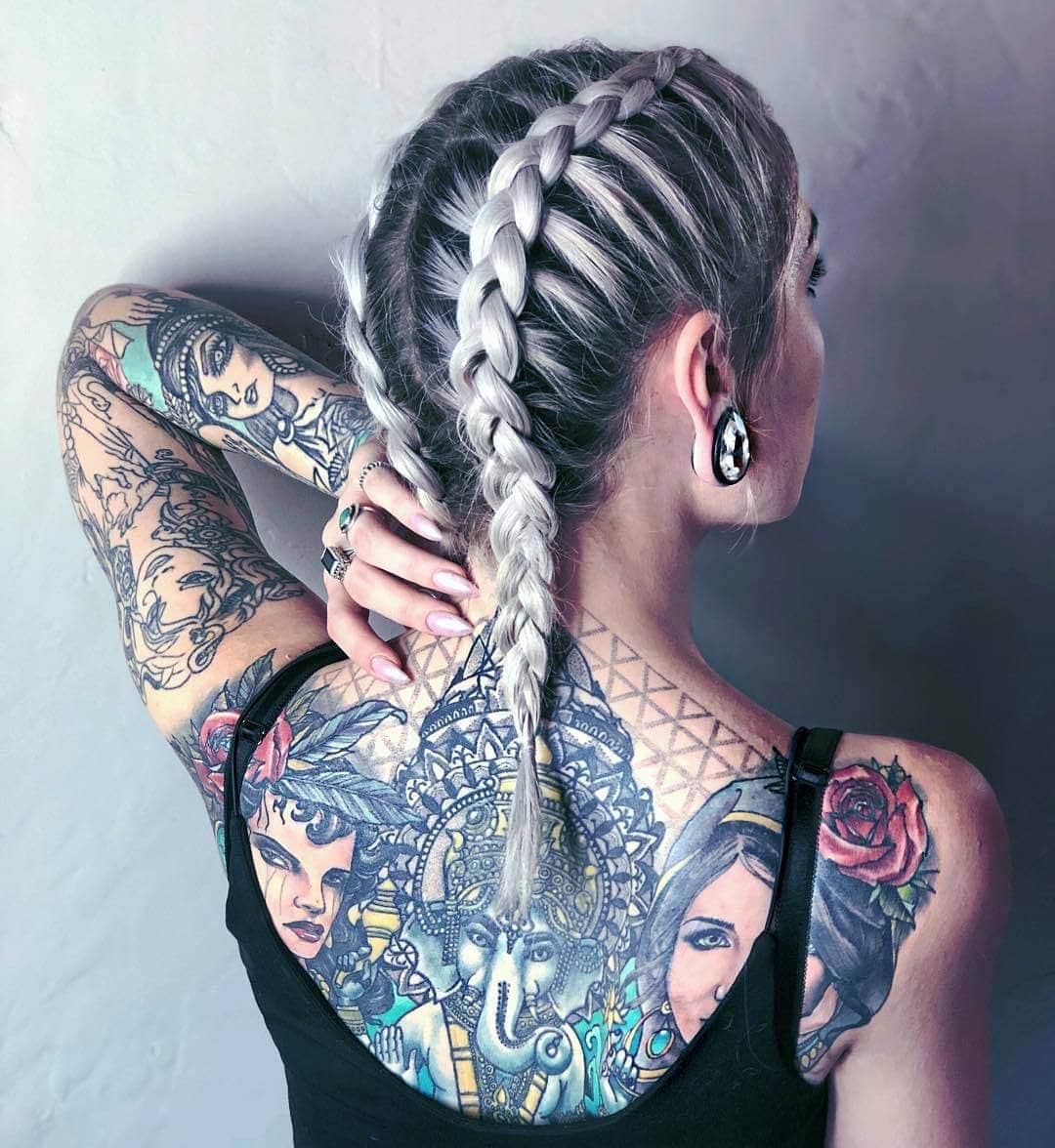 ghd hairさんのインスタグラム写真 - (ghd hairInstagram)「double tap for these double braids 🖤🖤 @karamiaaa  #ghd #ghdhairpro #hairbraids #hairgoals #tattoos」7月23日 3時00分 - ghdhair